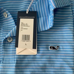 Vineyard vines golf shirt